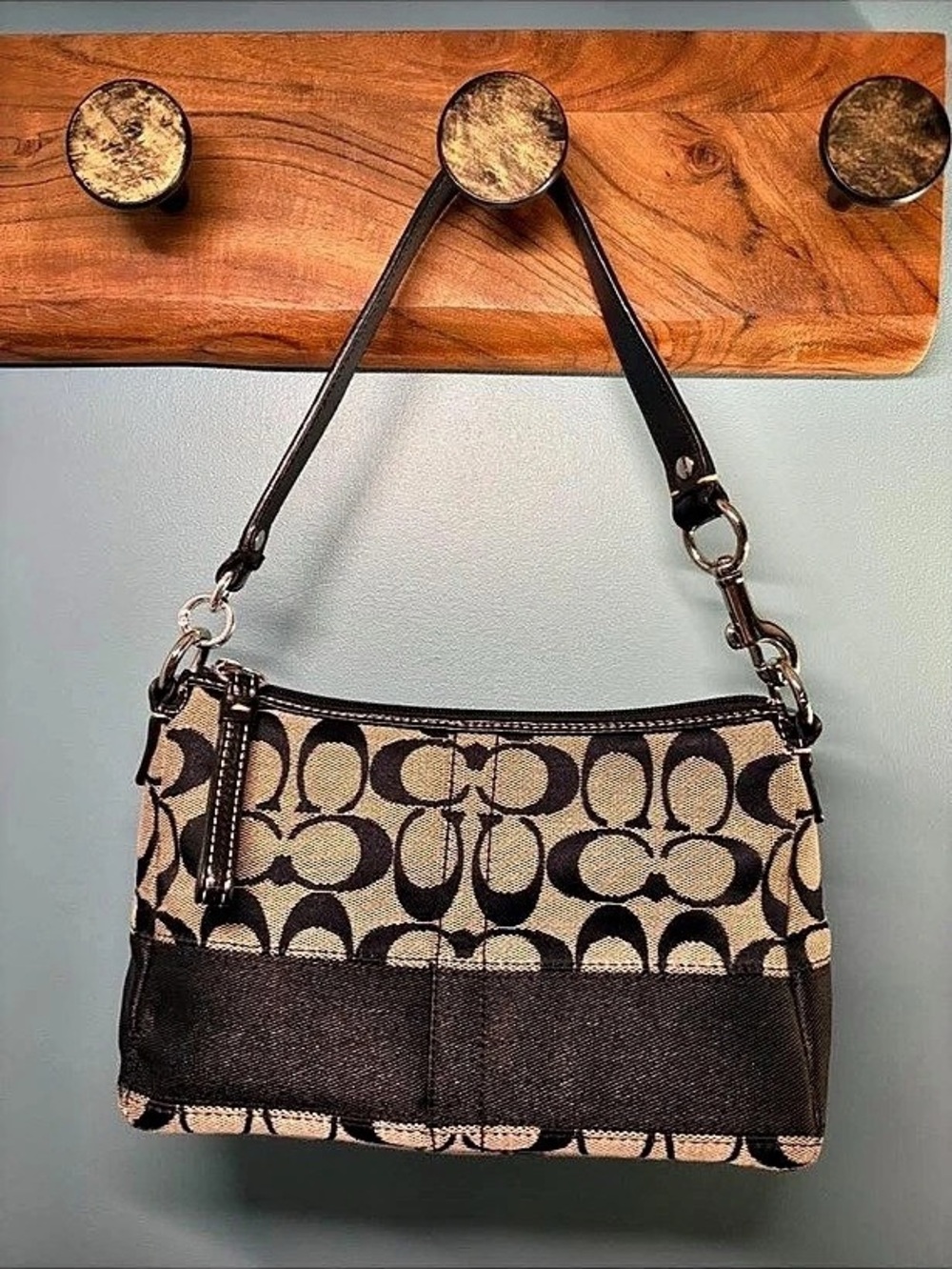 Vintage Coach Shoulder Bag in Black & Beige